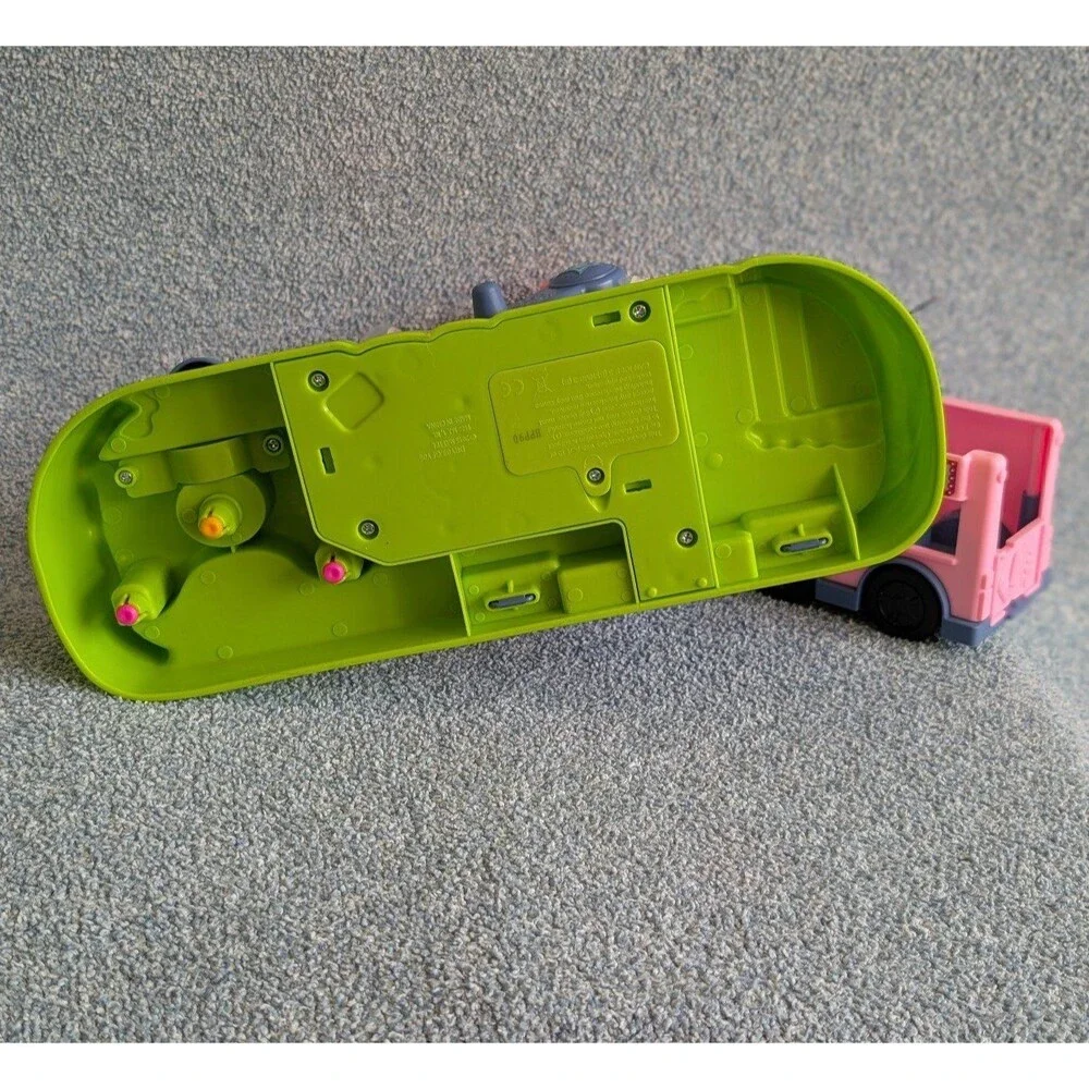 Fisher Price Little People Carnival Playset Ferris Wheel Ice Cream Truck NWOB